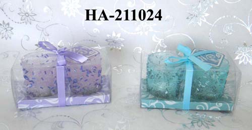 scented candles with glass holder in gift box